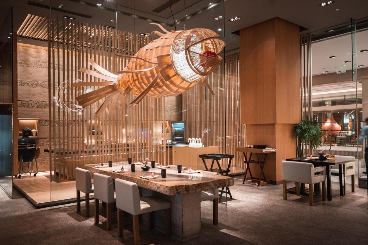 Отель Pudong Shangri-la,