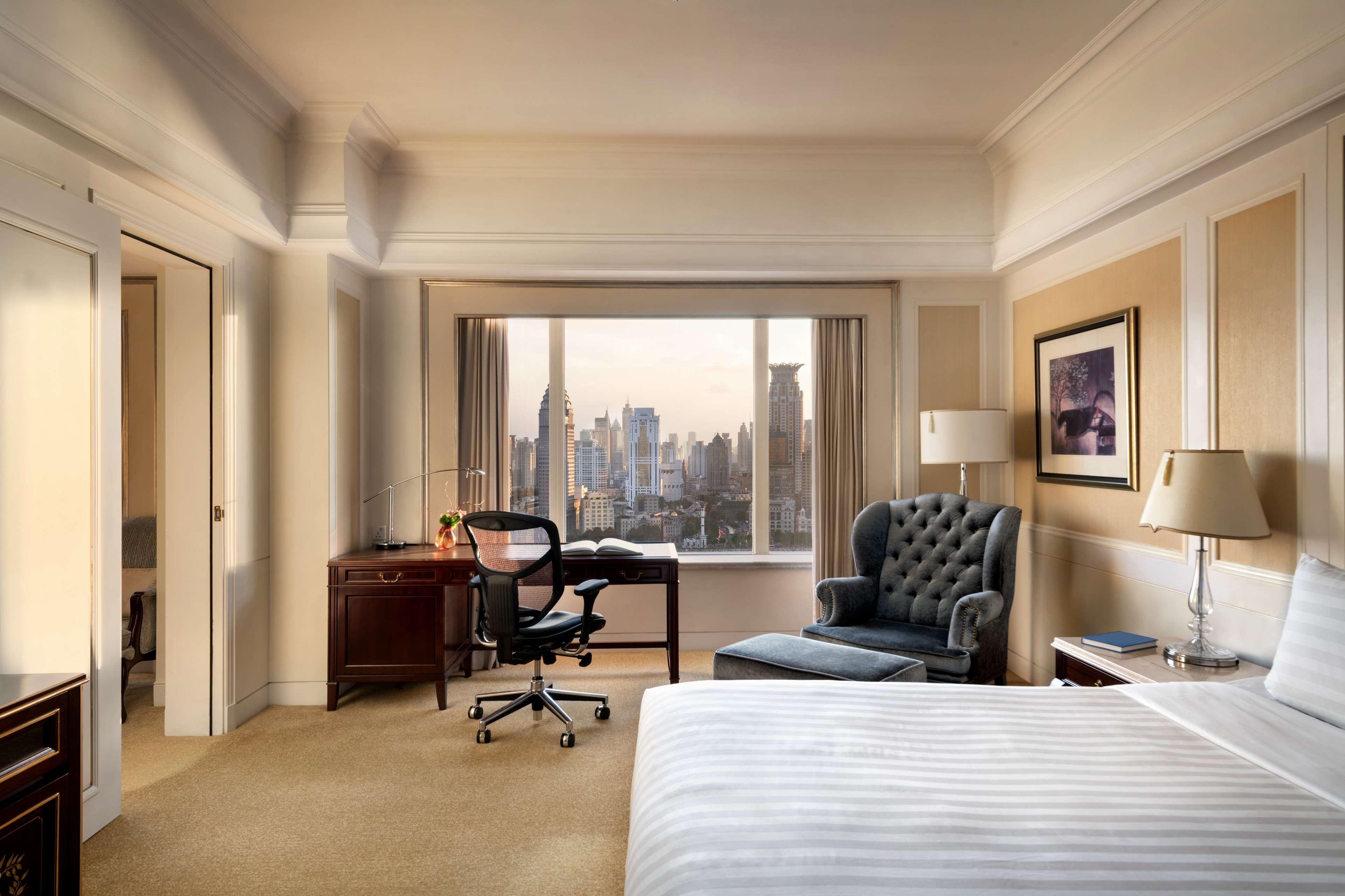 Hotel Pudong Shangri-la,